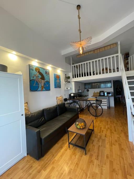 Апартаменти Klimatyczny Loft I Egzotyczny Basen Бенальмадена Екстер'єр фото